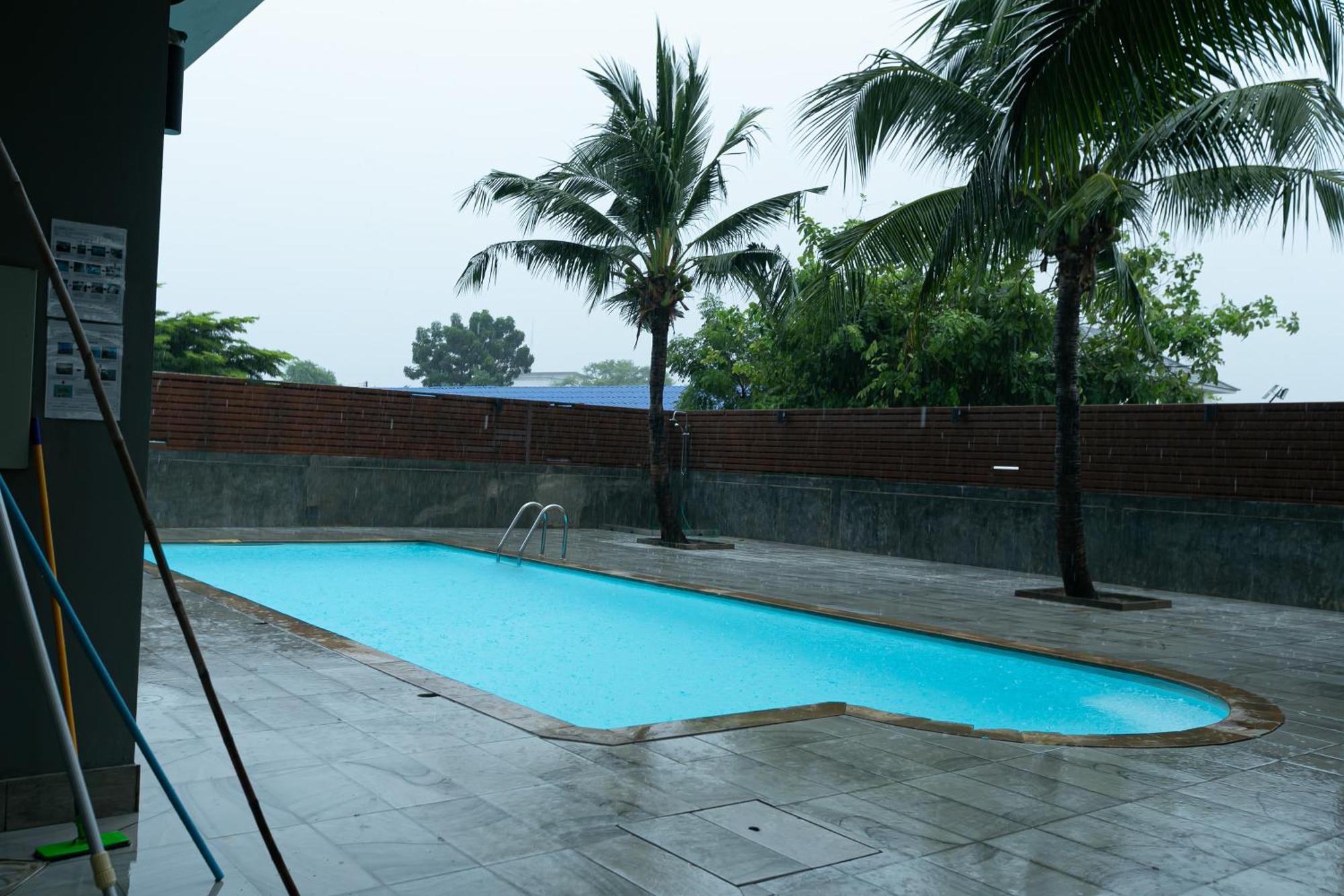 Farthai Residence Phan Thong Exteriör bild